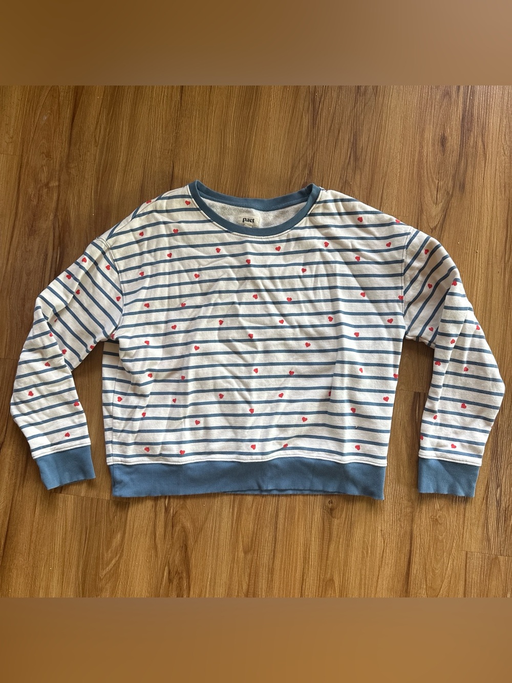 PACT Sweatshirt - size Large